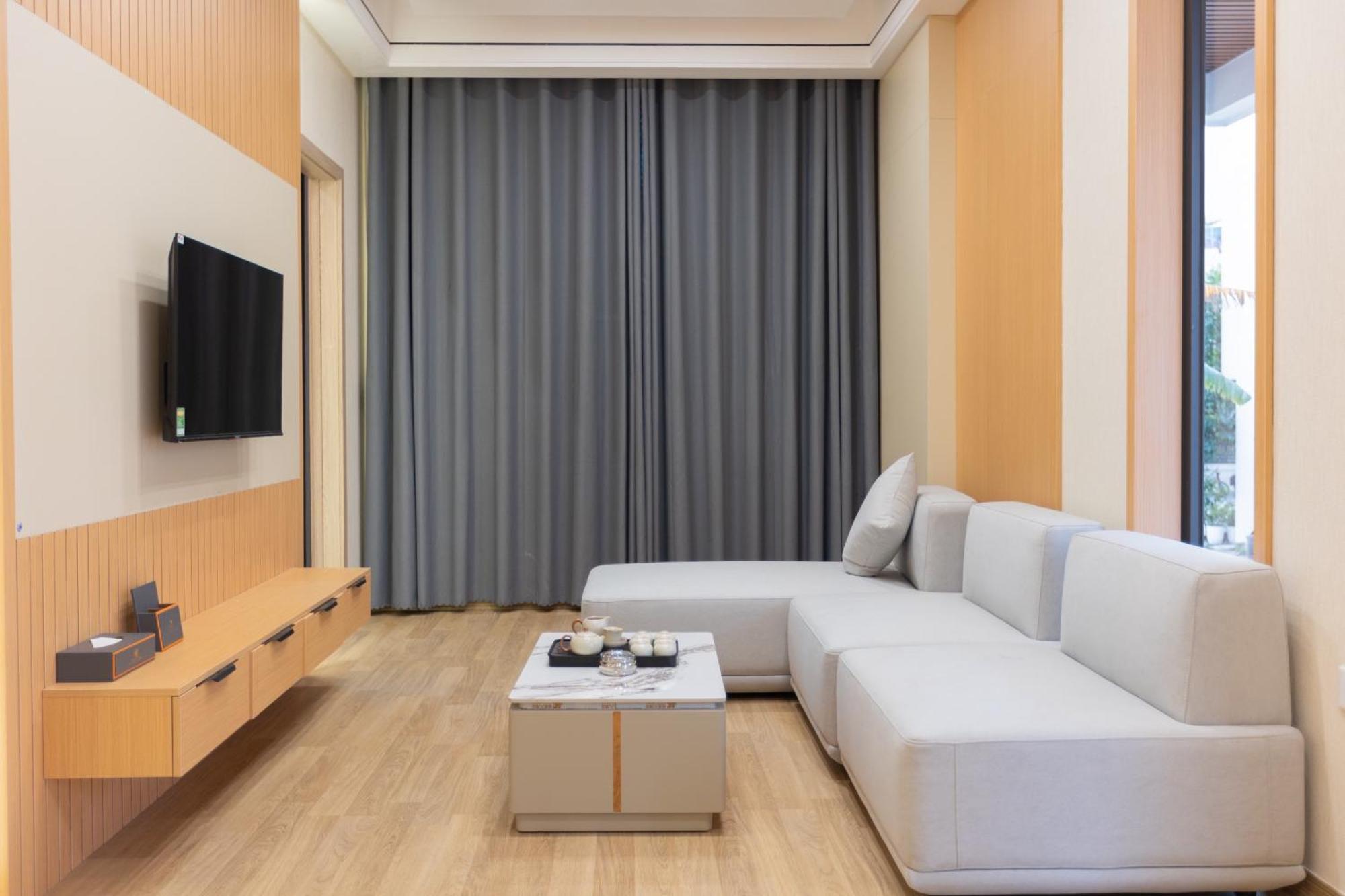 Sunshine Apartment Hotel Mong Cai Ngoại thất bức ảnh