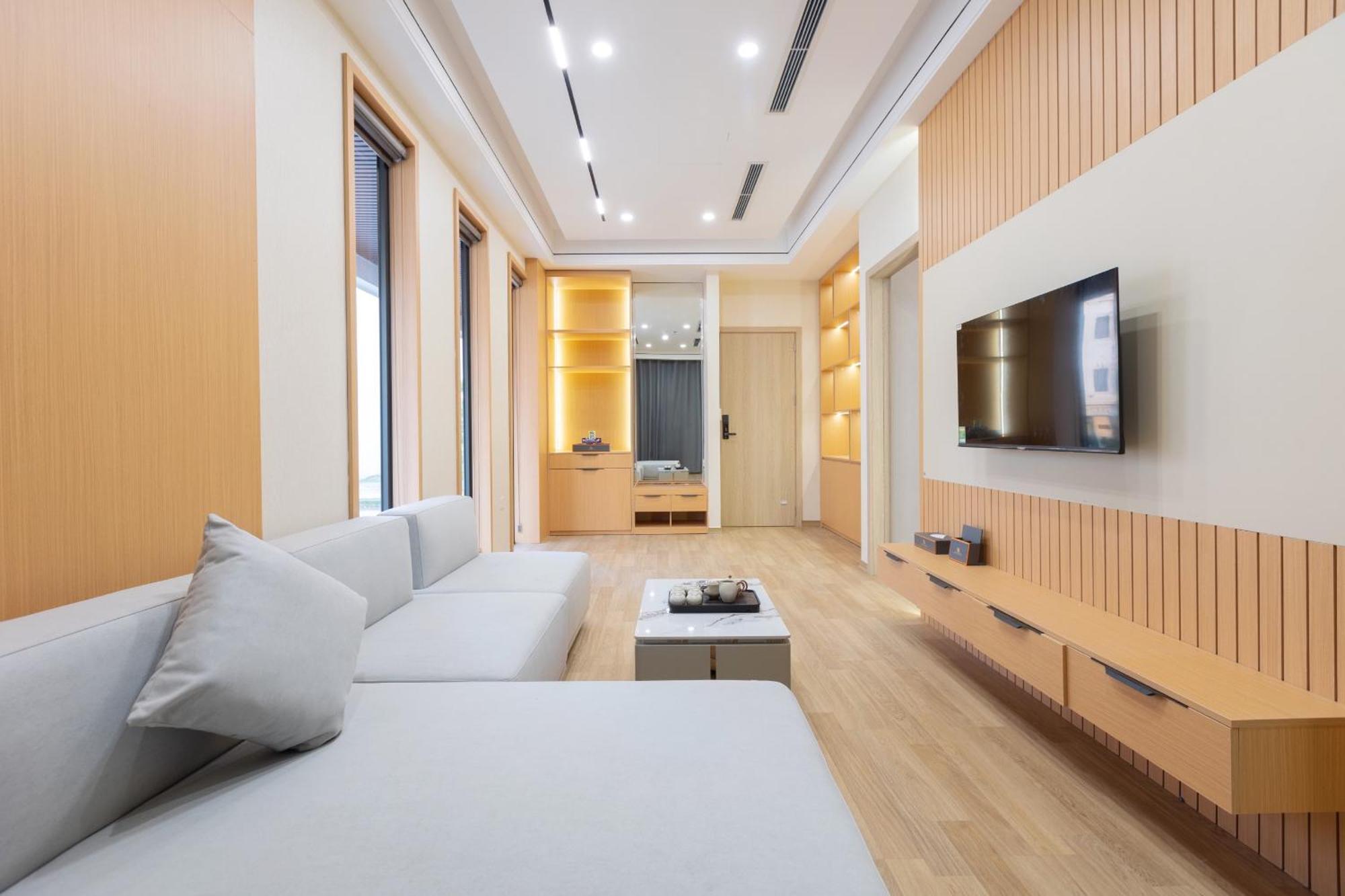 Sunshine Apartment Hotel Mong Cai Ngoại thất bức ảnh